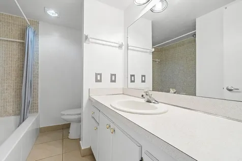 250 NE 20th Street Boca Raton FL 33431