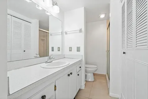 250 NE 20th Street Boca Raton FL 33431