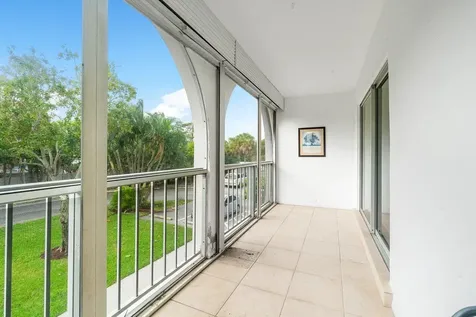250 NE 20th Street Boca Raton FL 33431