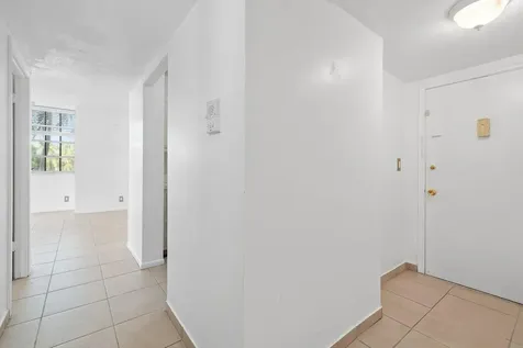 250 NE 20th Street Boca Raton FL 33431