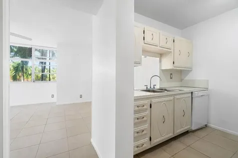 250 NE 20th Street Boca Raton FL 33431