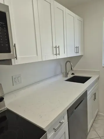 732 South Drive Delray Beach FL 33445