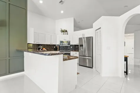 9127 Long Lake Palm Drive Boca Raton FL 33496