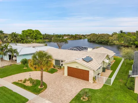 920 Sw 11th Terrace Boca Raton FL 33486