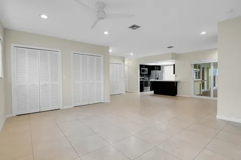 920 Sw 11th Terrace Boca Raton FL 33486