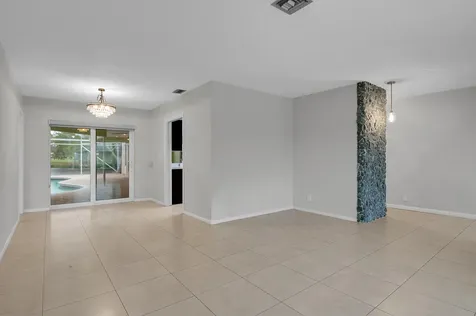 920 Sw 11th Terrace Boca Raton FL 33486