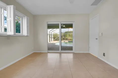 920 Sw 11th Terrace Boca Raton FL 33486