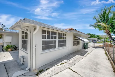 391 Sw 2nd Street Boca Raton FL 33432