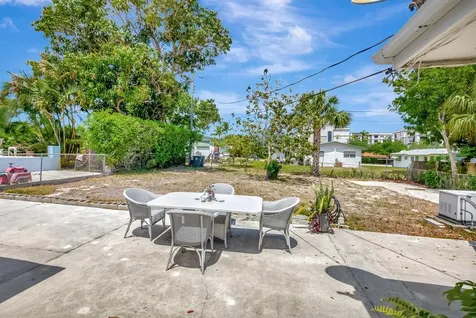 391 Sw 2nd Street Boca Raton FL 33432