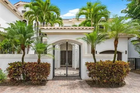 17662 Circle Pond Court Boca Raton FL 33496