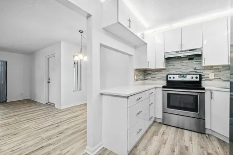 723 Sunny Pine Way Greenacres FL 33415