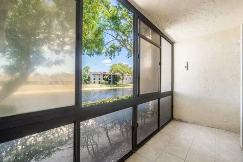 723 Sunny Pine Way Greenacres FL 33415