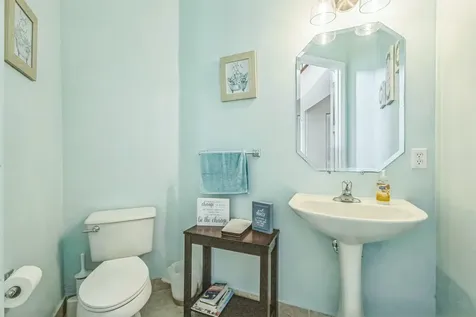 694 Cresta Circle West Palm Beach FL 33413