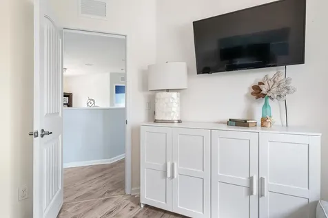 4725 Foxtail Palm Court Greenacres FL 33463