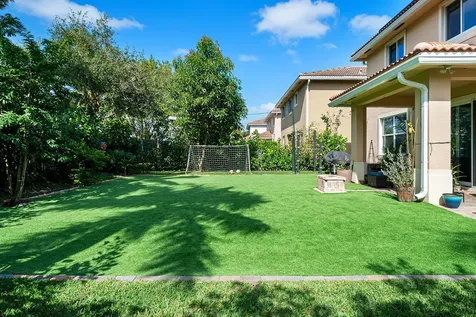 4725 Foxtail Palm Court Greenacres FL 33463