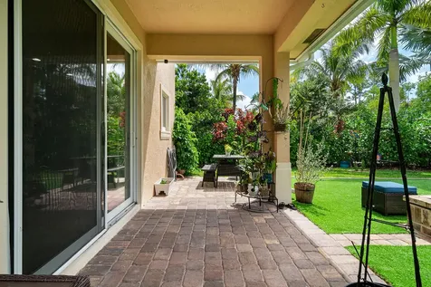 4725 Foxtail Palm Court Greenacres FL 33463