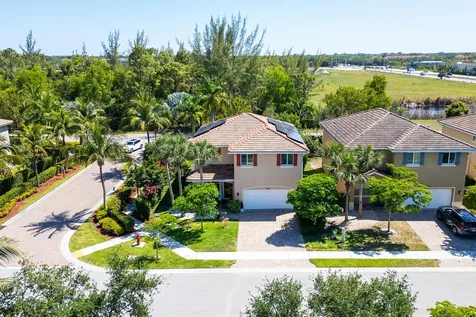 4725 Foxtail Palm Court Greenacres FL 33463