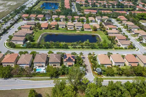 4725 Foxtail Palm Court Greenacres FL 33463