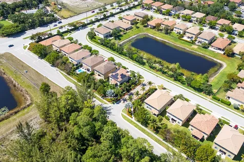 4725 Foxtail Palm Court Greenacres FL 33463