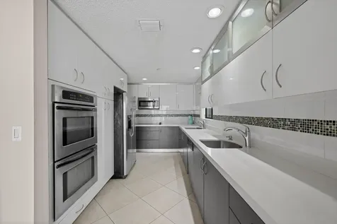 22304 Guadeloupe Street Boca Raton FL 33433