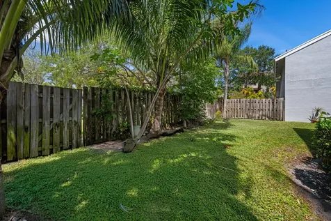 22304 Guadeloupe Street Boca Raton FL 33433