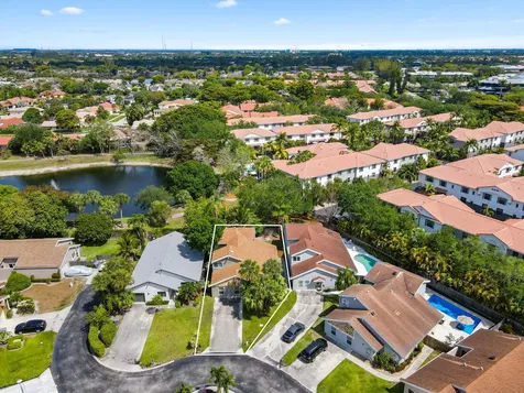 22304 Guadeloupe Street Boca Raton FL 33433