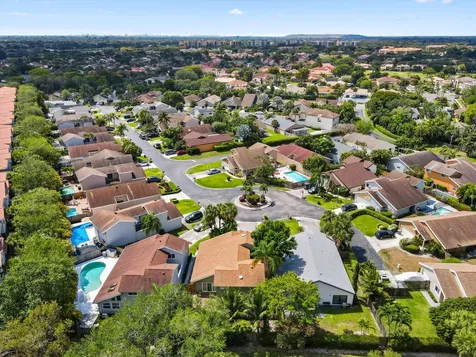 22304 Guadeloupe Street Boca Raton FL 33433
