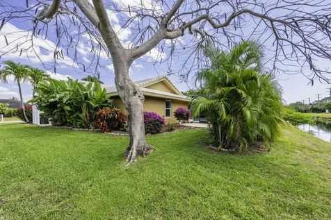 460 Nw 69th Street Boca Raton FL 33487