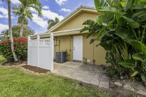 460 Nw 69th Street Boca Raton FL 33487
