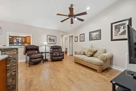460 Nw 69th Street Boca Raton FL 33487