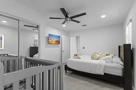 1640 Washinghton Street Hollywood FL 33020