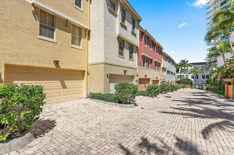 696 Fern Street West Palm Beach FL 33401