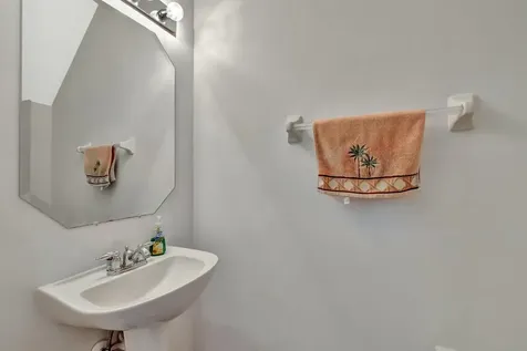 2061 Se Glen Ridge Drive Port Saint Lucie FL 34952