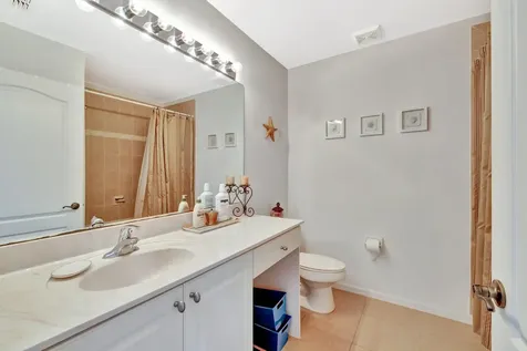 2061 Se Glen Ridge Drive Port Saint Lucie FL 34952