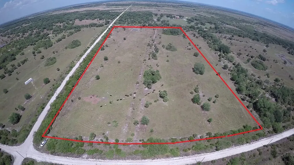 Lot 17 Cabbage Lane Okeechobee FL 34974