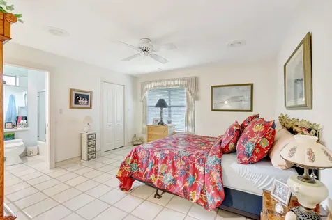 10082 Spyglass Way Boca Raton FL 33498