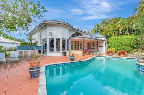 10082 Spyglass Way Boca Raton FL 33498