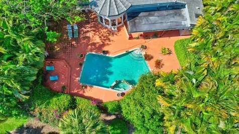 10082 Spyglass Way Boca Raton FL 33498