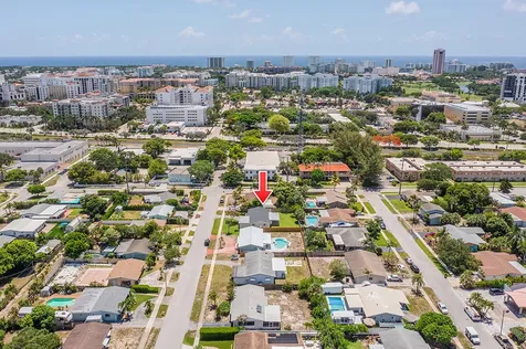 214 SW 3rd Street Boca Raton FL 33432