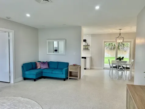 214 SW 3rd Street Boca Raton FL 33432