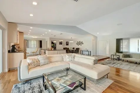 10049 Harbourtown Court Boca Raton FL 33498