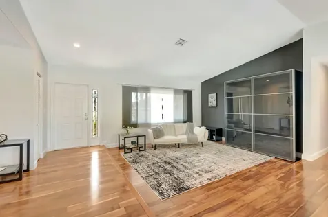 10049 Harbourtown Court Boca Raton FL 33498