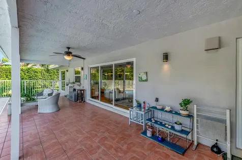 10049 Harbourtown Court Boca Raton FL 33498