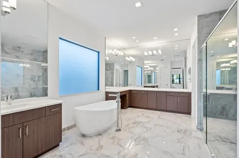 9435 Royal Woods Manor Boca Raton FL 33434