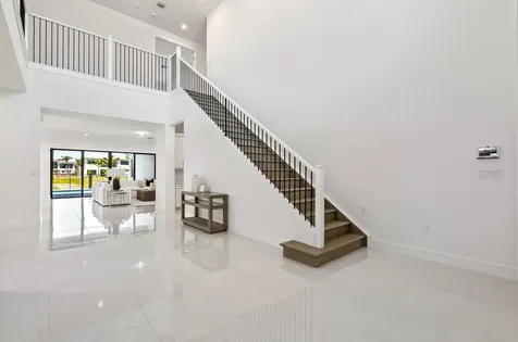 9435 Royal Woods Manor Boca Raton FL 33434