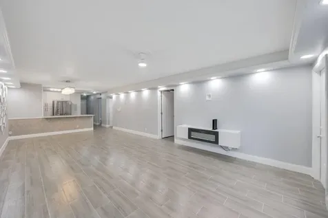 9305 Flynn Circle Boca Raton FL 33496