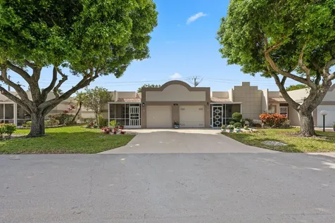 9305 Flynn Circle Boca Raton FL 33496