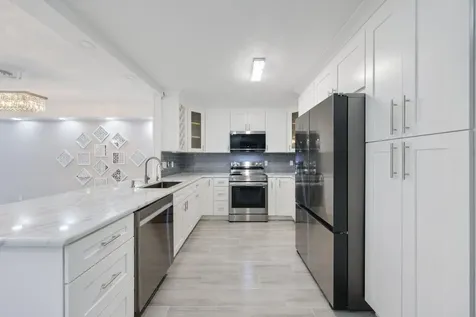 9305 Flynn Circle Boca Raton FL 33496