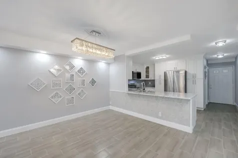 9305 Flynn Circle Boca Raton FL 33496