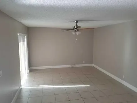 2184 White Pine Circle Greenacres FL 33415